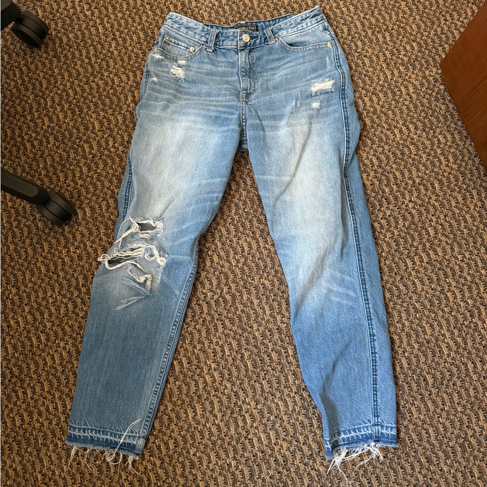 🍊 Abercrombie & Fitch Distressed Straight Leg Jeans Women’s 27